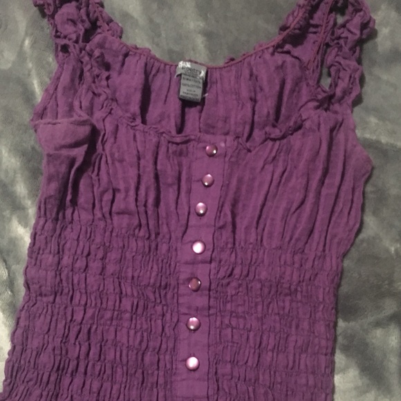 Top - Picture 2 of 4